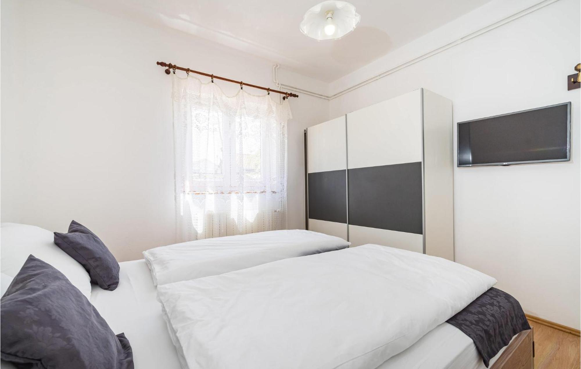 Pet Friendly Home In Murvica With Kitchen Kültér fotó